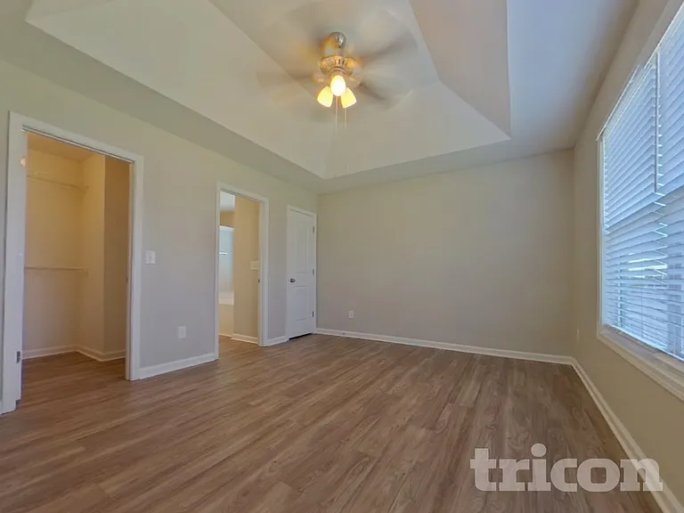 415 Finch Ln — Photo 7