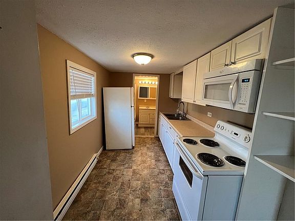 2nd image of 908 S 8th St #1