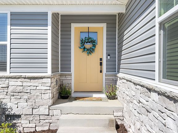 3rd image of 2737 Thornton Grove Blvd