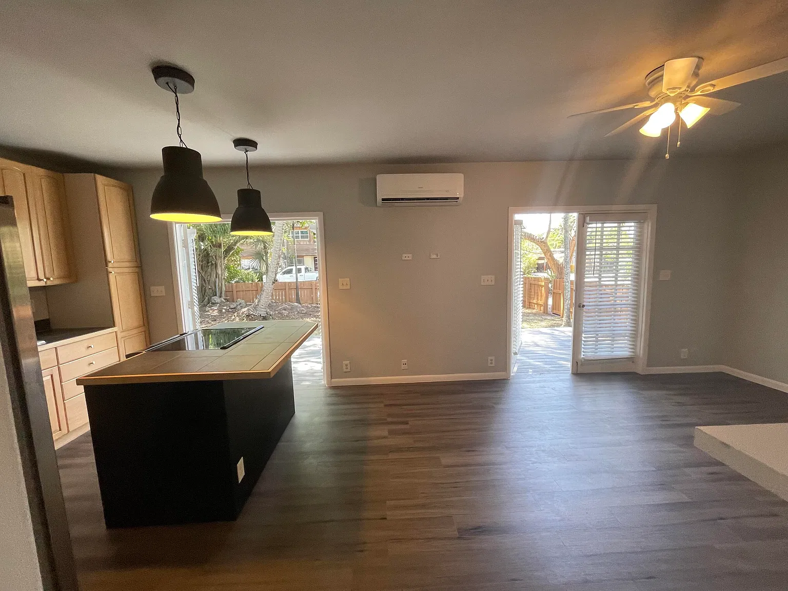 2 bed, 1.0 bath, 800 sqft, $2,500 — Photo 4