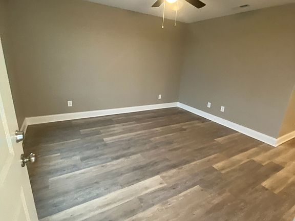 3rd image of 9743 Lucas Ferry Rd #11