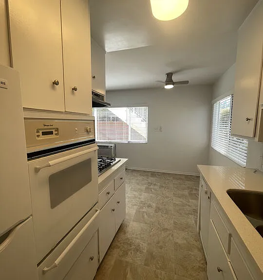 744 Pier Ave #1 — Photo 9
