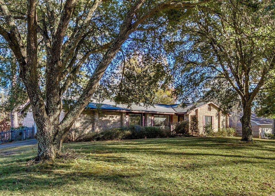 1st image of 4901 Lakeview Estates Dr