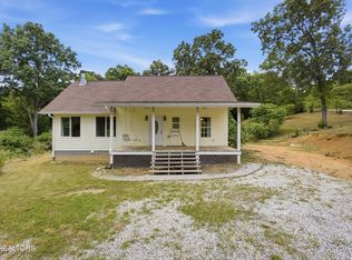 230 Windcrest Ln, Harriman, TN 37748