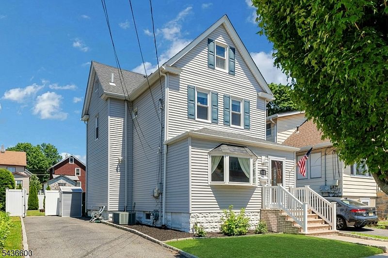1st image of 633 Lake Ave