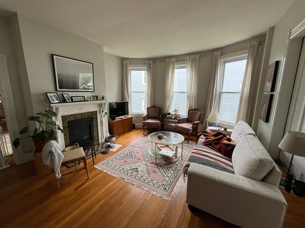 26 E Quincy St FLOOR 1