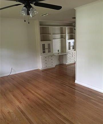 2nd image of 1109 Hollis Dr