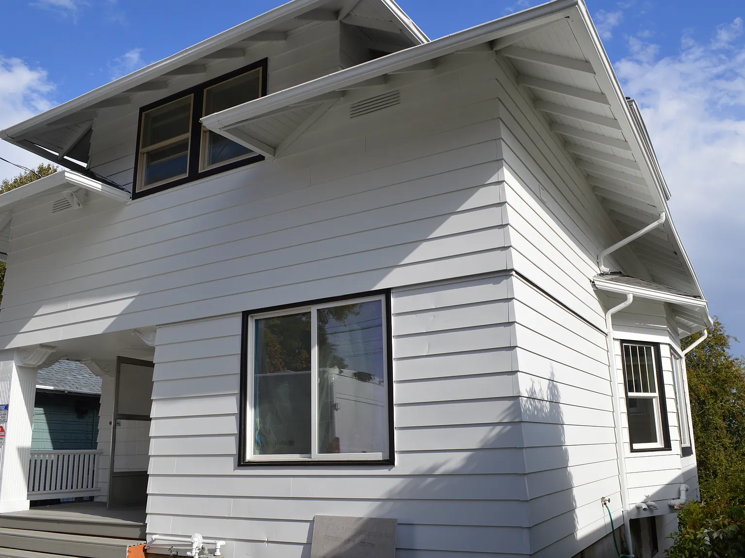 Studio, 550 sqft, $1,390 — Photo 2