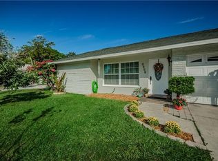 2920 Saint John Dr, Clearwater, FL 33759