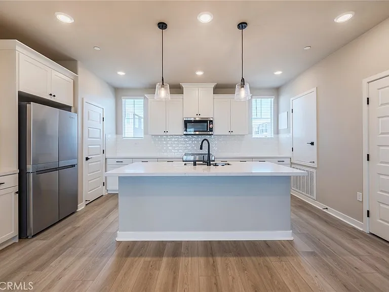 27656 Skyline Ln — Photo 12