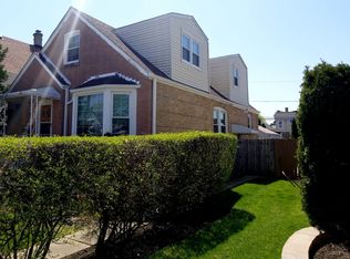 5225 W Eddy St, Chicago, IL 60641