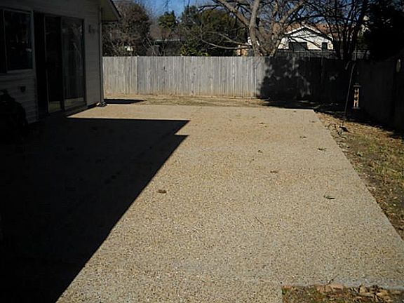 3rd image of 841 Salem Trl