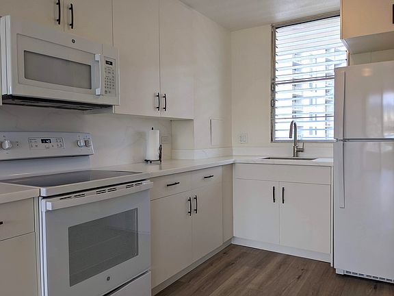 2nd image of 1160 Ala Napunani St APT 702