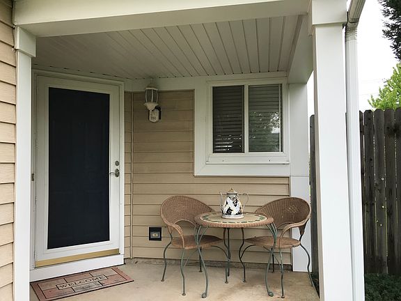4th image of 25 Weston Ct