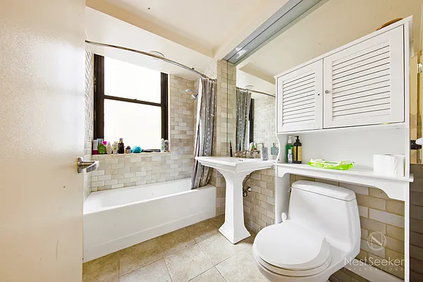 Rented by Nest Seekers International | media 21