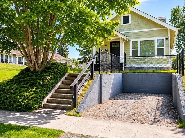1117 S Grant Avenue, Tacoma, WA 98405