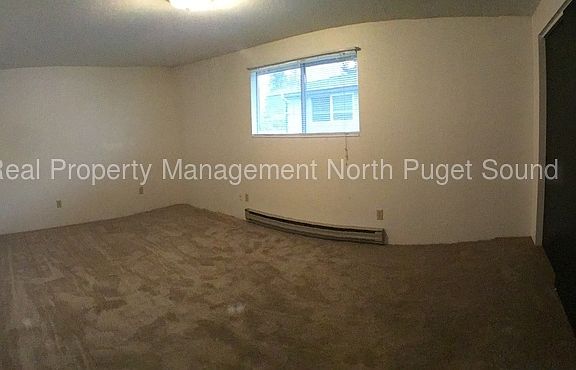 2nd image of 7404 Rainier Dr APT 4