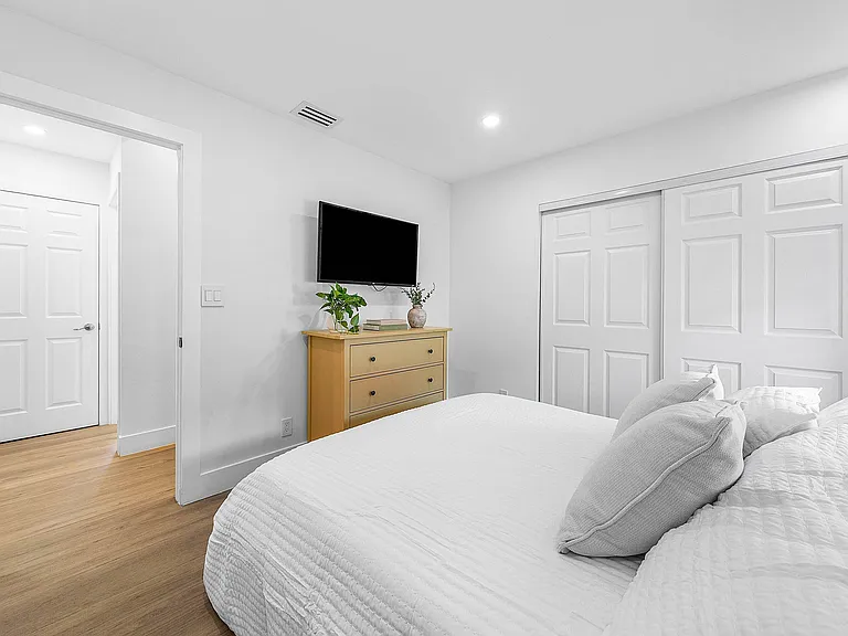 2721 Neaton Ct — Photo 26