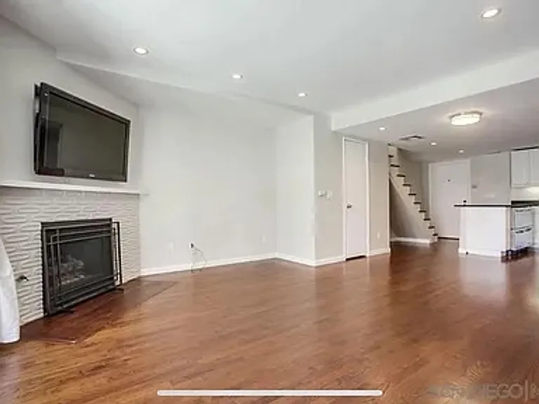 1111 Eureka St #8 — Photo 3