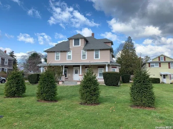 775 Hummel Ave #A, Southold, NY 11971