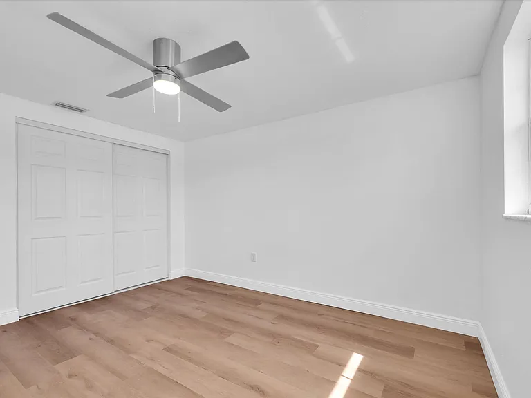 5600 Bayou Grande Blvd NE — Photo 26