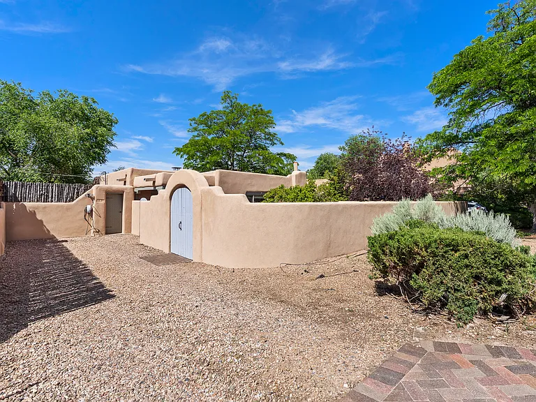 605 Griffin St #A — Photo 4