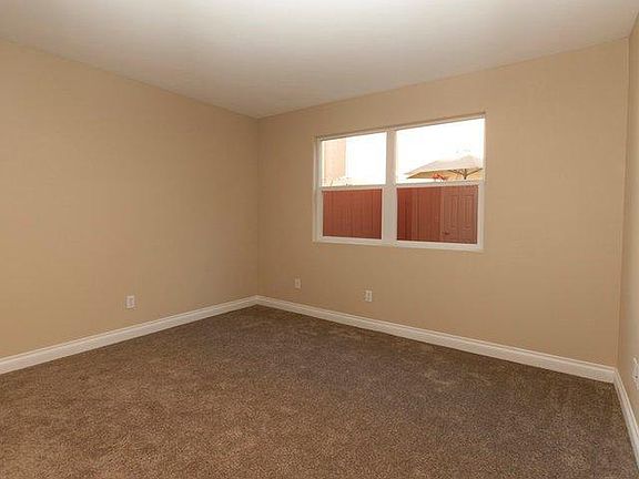 2nd image of 642 S Mollison Ave S APT 11
