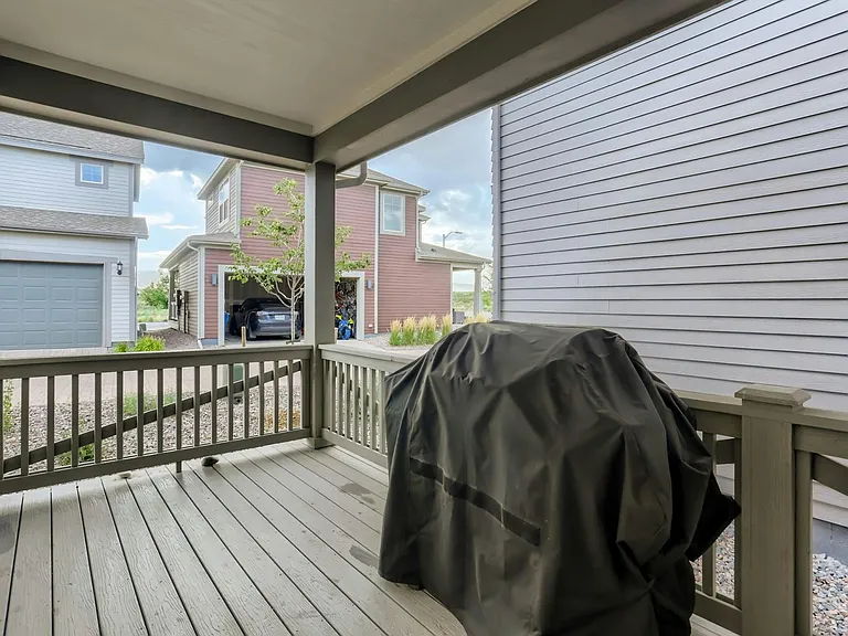 9696 Meeker St — Photo 23