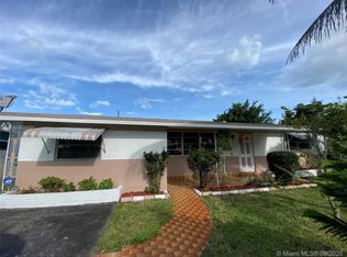 2271 Island Dr, Miramar, FL 33023