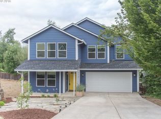 478 S 69th Pl, Springfield, OR 97478