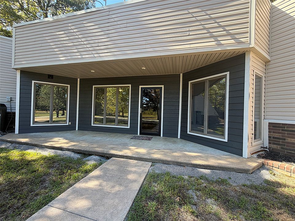 7th image of 6042 SW 118th Rd