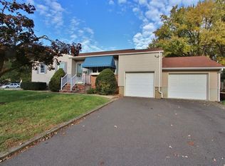 301 S Plainfield Ave, South Plainfield, NJ