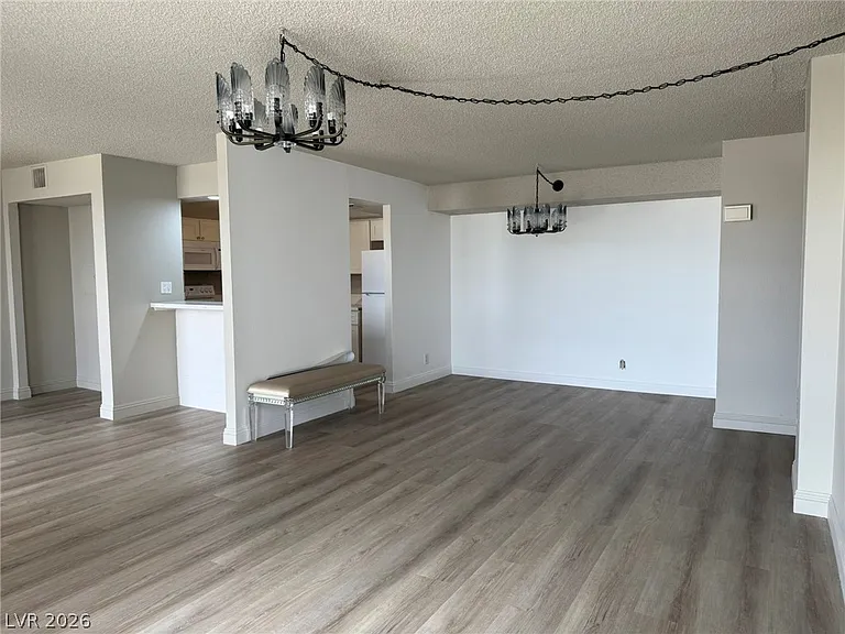 3930 University Center Dr #302 — Photo 8