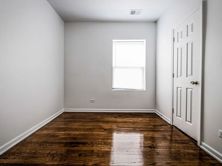 7300 S Yates Blvd — Photo 11