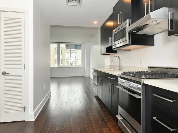 1100 Maxwell Lane image 5 of 17