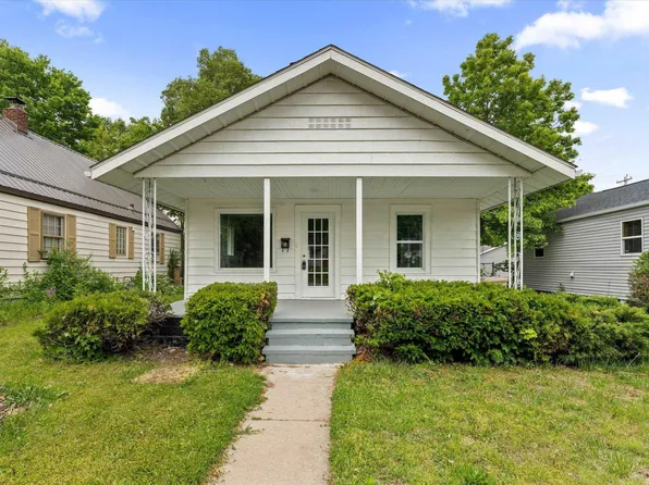 1815 E Bowman St, South Bend, IN 46613