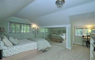 5th image of 14855 Farwell Ave