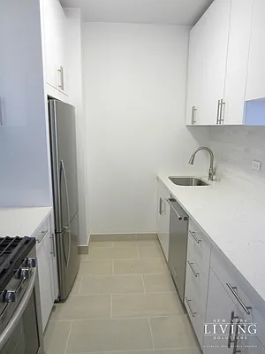 Rented by NY Living Solutions | media 33