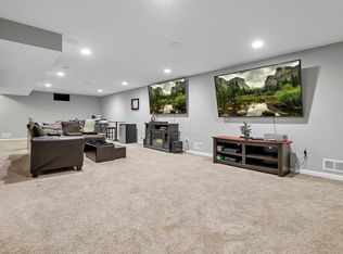 5280 Folsom Dr, Groveport, OH 43125