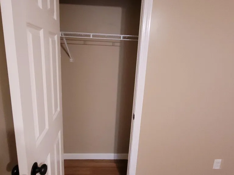 391 Putnam Pike #C — Photo 23
