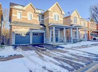 2481 Earl Grey Ave, Pickering, ON L1X0B9