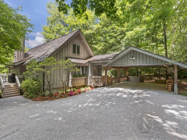 140 Wildflower Drive, Cashiers, NC 28717