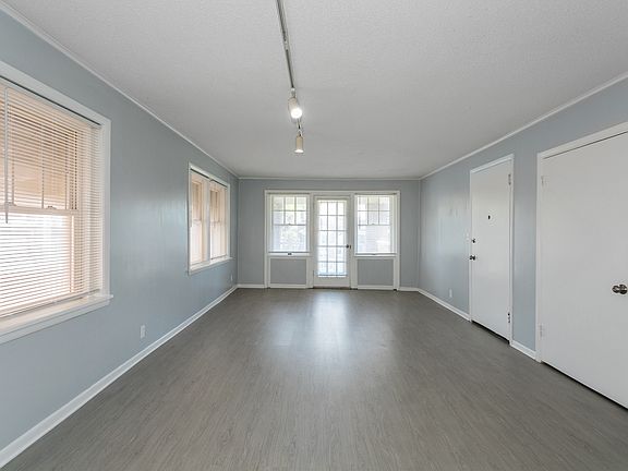 3rd image of 2600 Amie Ct #4