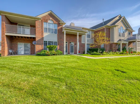 1905 Flagstone Cir #1, Rochester, MI 48307
