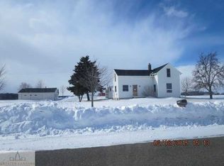 11683 N Luce Rd, Alma, MI 48801