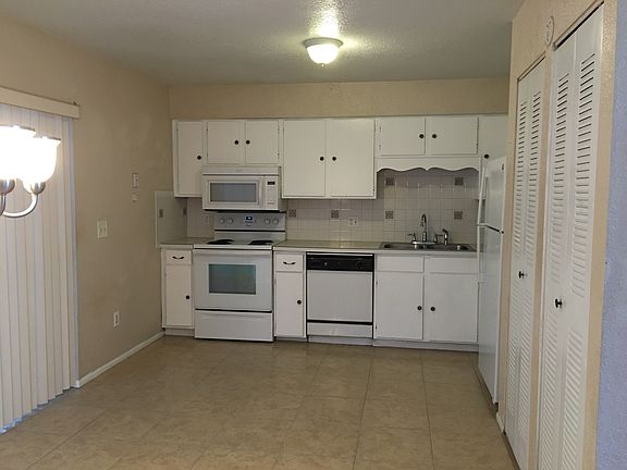 5th image of 1200 Galgano Ave