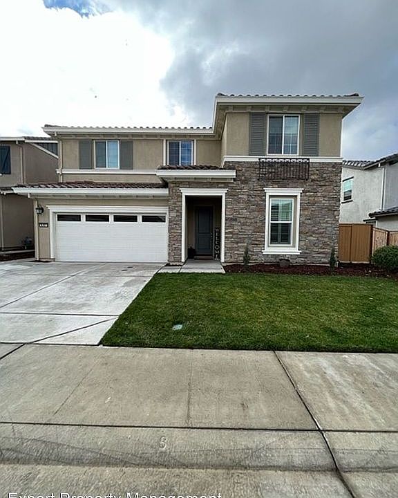 1st image of 691 Lovejoy Ln