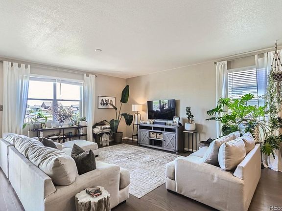 3rd image of 1617 Clarendon Dr