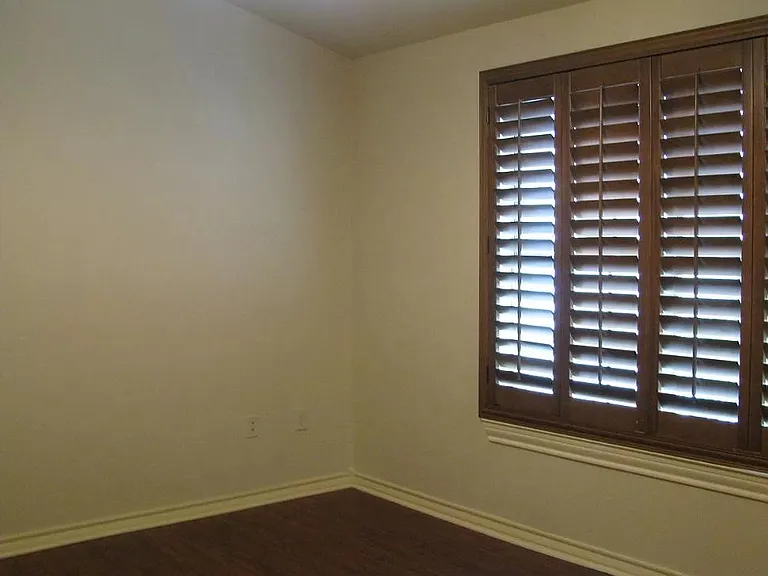 7521 Country Club Dr #307 — Photo 11