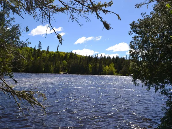 9 Sawmill Ln, Lutsen, MN 55612